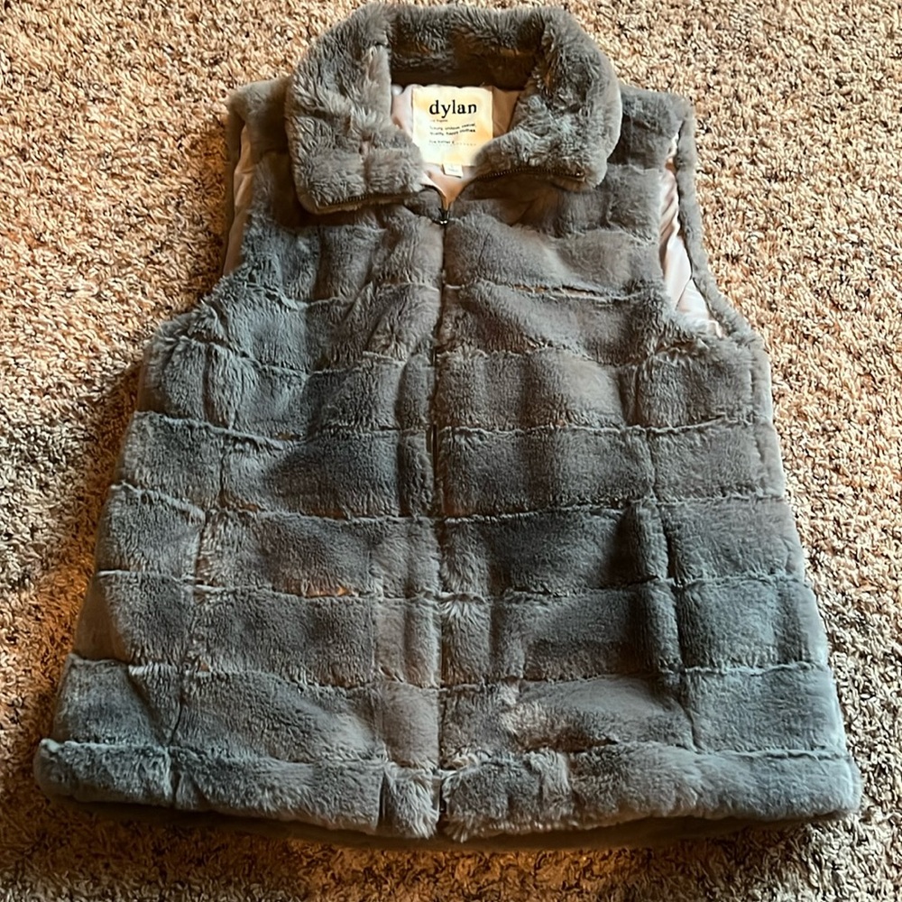 Dylan fur vest